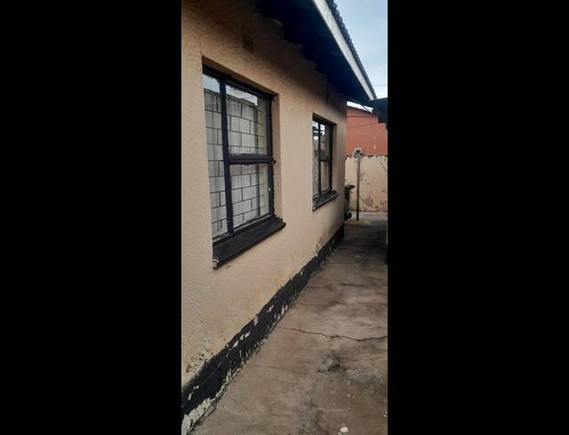 2 BEDROOM HOUSE FOR SALE IN PIMVILLE